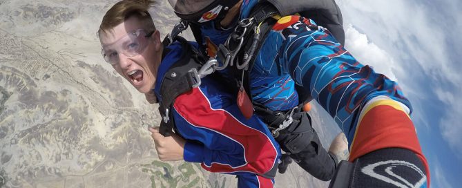 skydiving health requirements: age, weight, classes, other ailments
